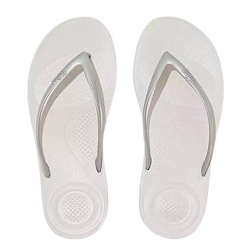 FitFlop Ladies Flip-Flops - Iqushion - Silver