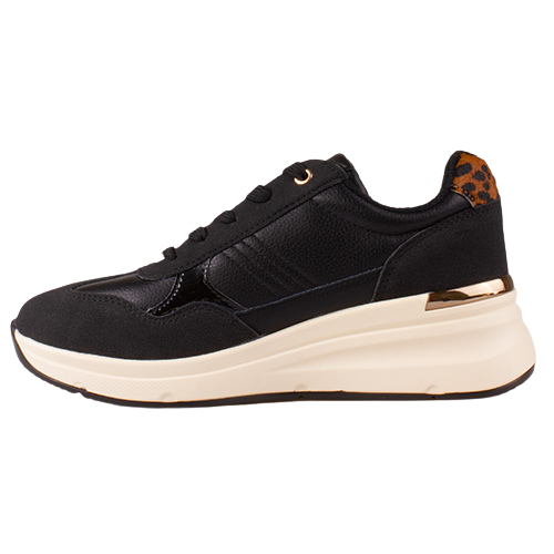 Black leather trainer with laces and white chunky sole