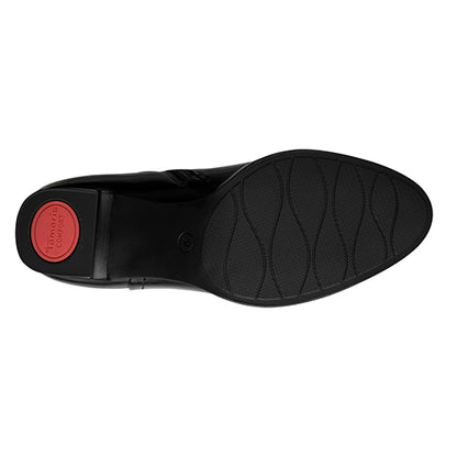 Black sole on a white background