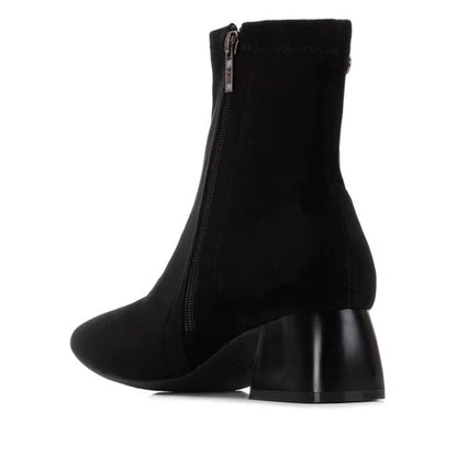 XTI Ladies Block Heeled  Ankle Boots - 144290 - Black