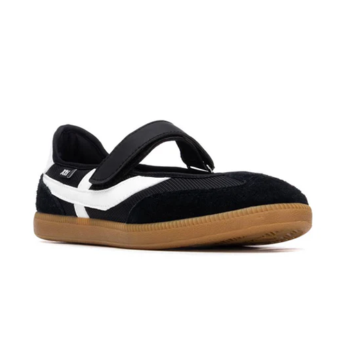 XTI Ladies Cross Strap Trainers - 145056 - Black