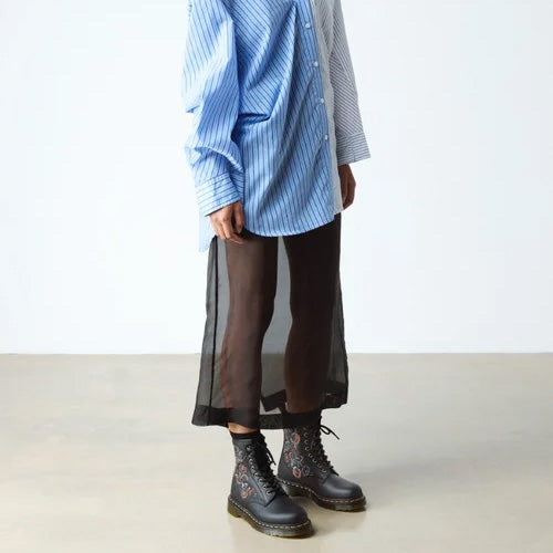 Dr. Martens Ladies 8 Eyelet Boots - 1460 Vonda-  Black