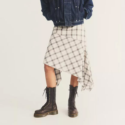 Dr Martens Laced Boot - 1B99 Bex - Dark Brown