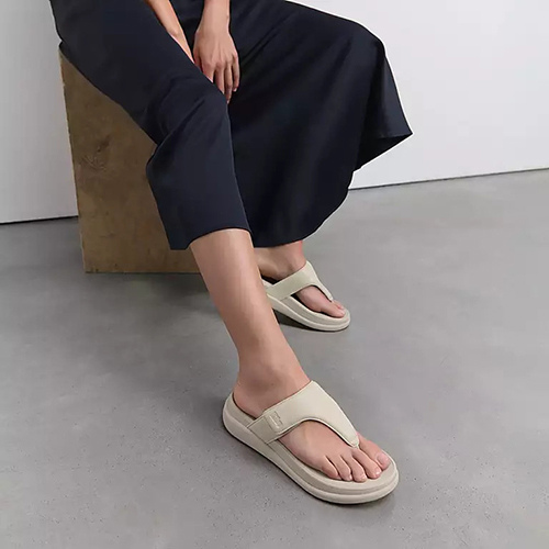 Fitflop Ladies Toe-Post Sandals - F Mode Go - Beige