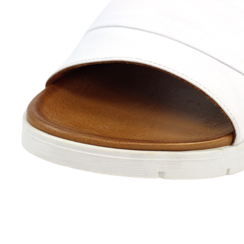 Lunar Ladies Flat Sandals - Samantha - White