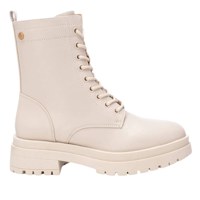 Ladies cream 2025 ankle boots