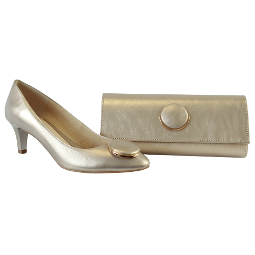 Naturalizer gold shoes hotsell